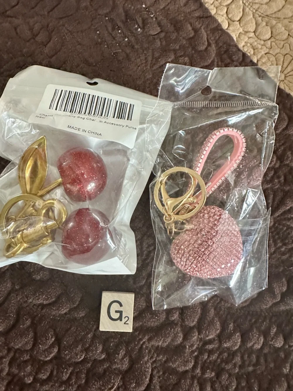 Pick your set of bag charms/key chains - Picture 8 of 9